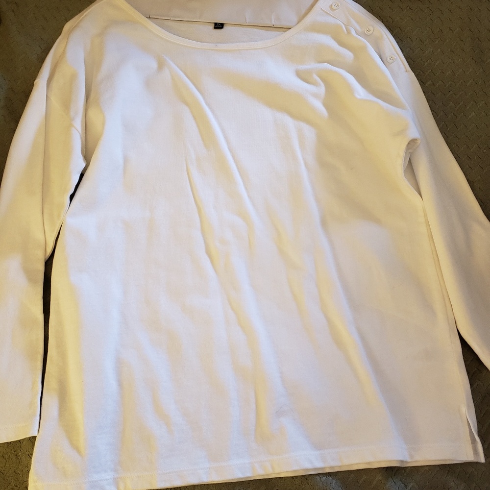 3/4 sleeve shirt
